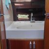 Argol-Rochefort cabine-avant-cabinet-toilette-3